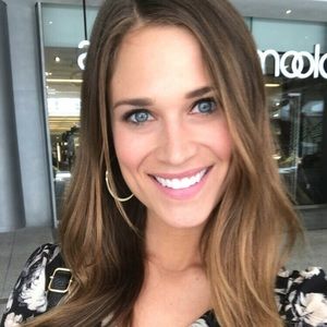 Meet your Posher, Stephanie